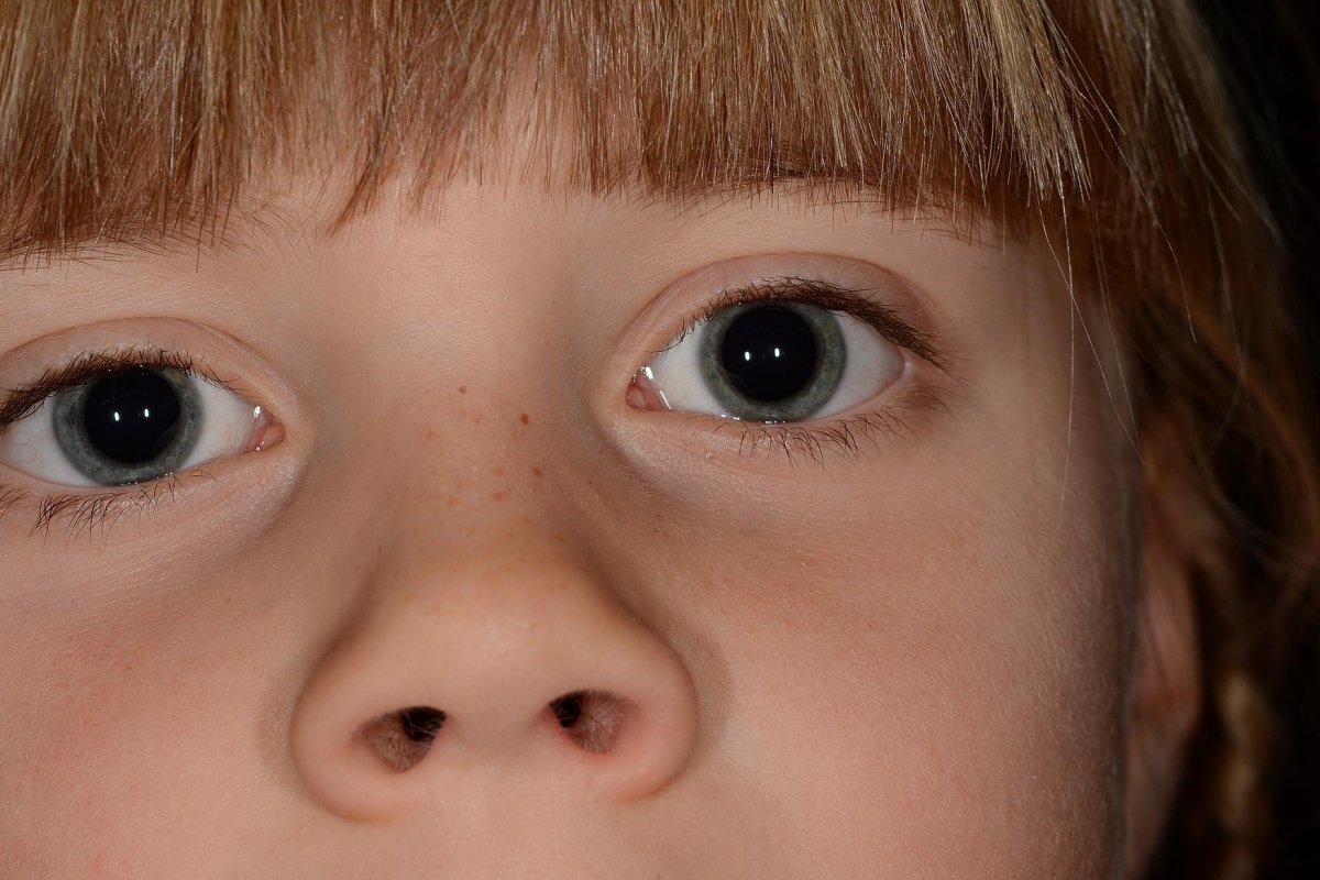 The pediatrician told what to do if a foreign body got into the child's nose