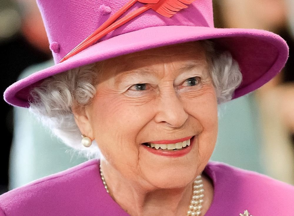 Doctors forbade British Queen to drink