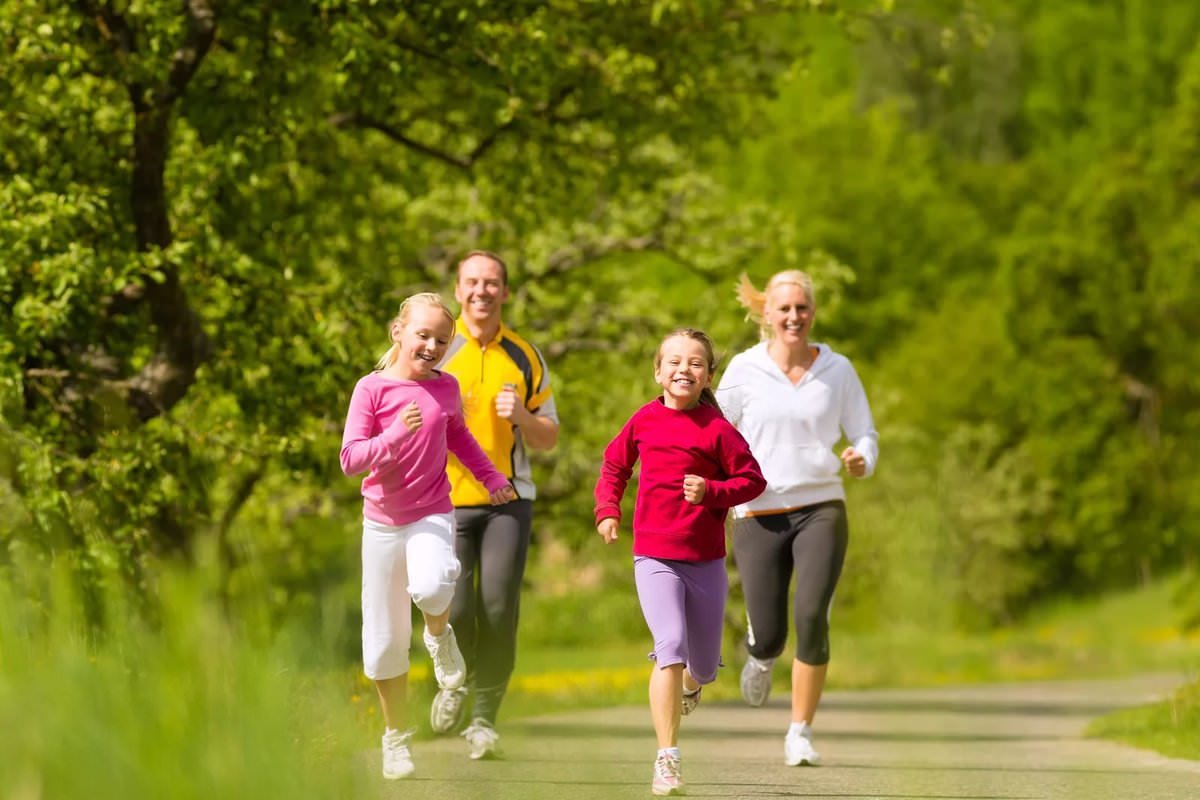 people jogging