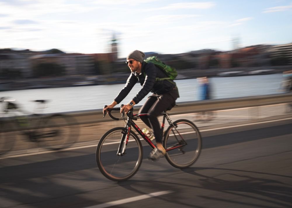 Why cyclists need to pedal regularly