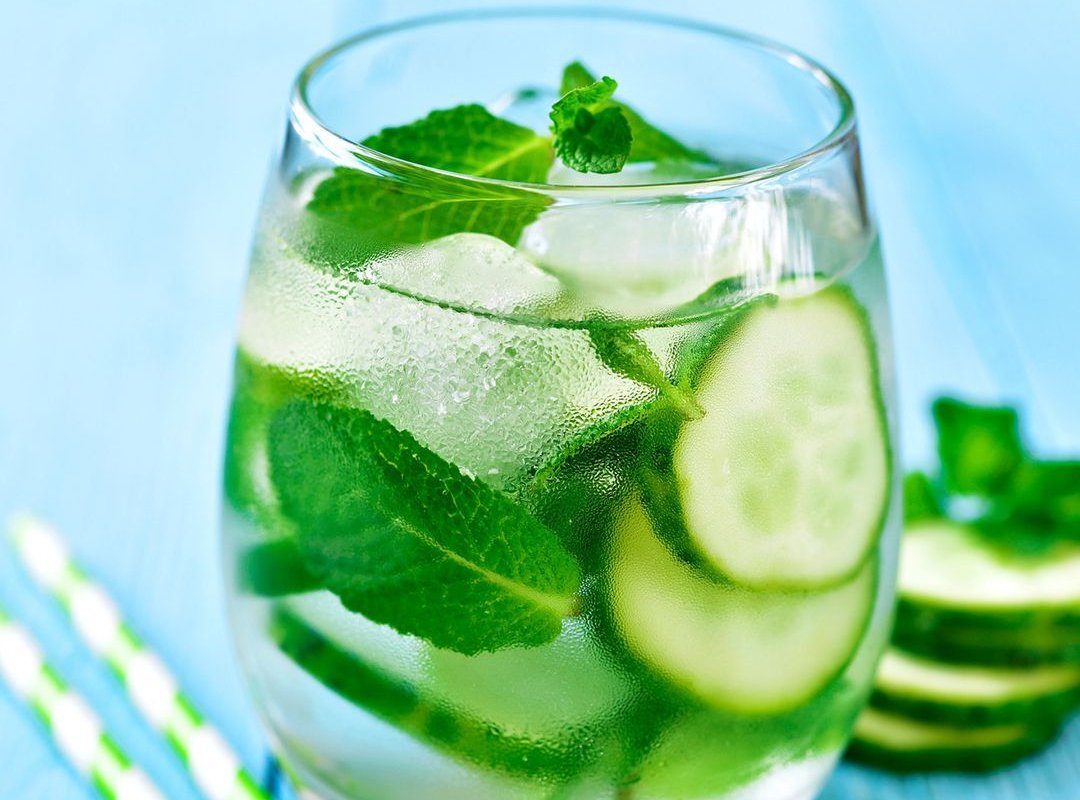 water with cucumber