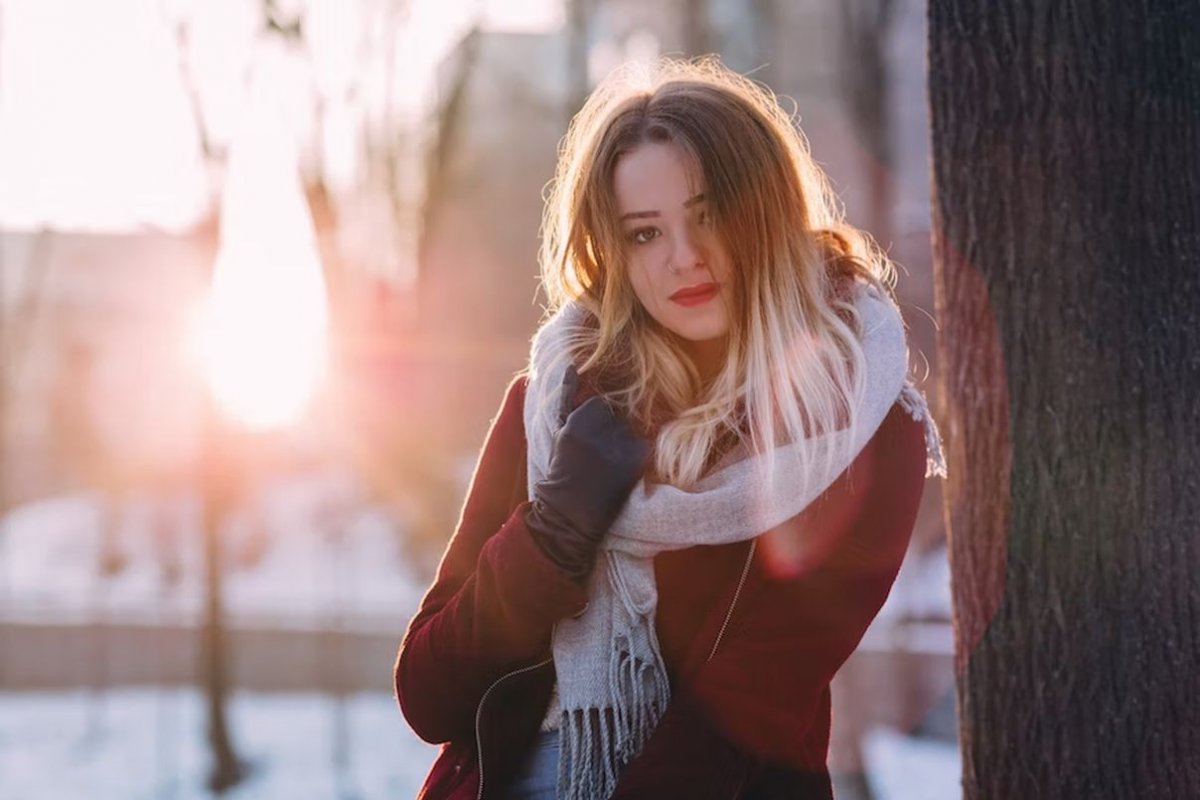 a girl without a hat in winter