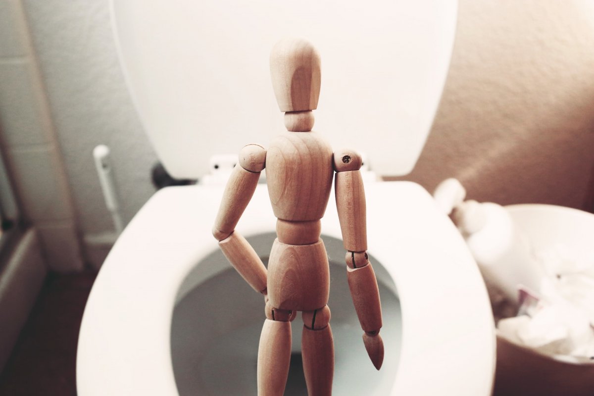 Toilet Sign Associated with 'Severe' Vitamin B12 Deficiency - Alekhina Neurologist