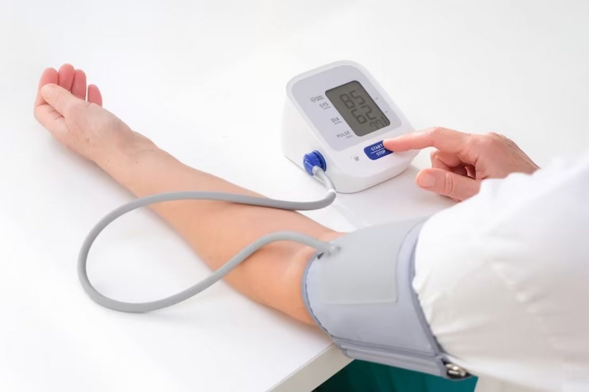 measuring blood pressure