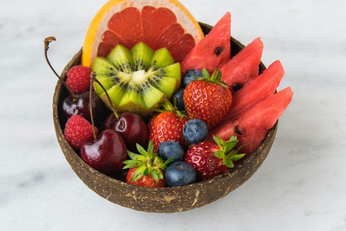 Nutritionist Strokov called the most useful fruits and berries