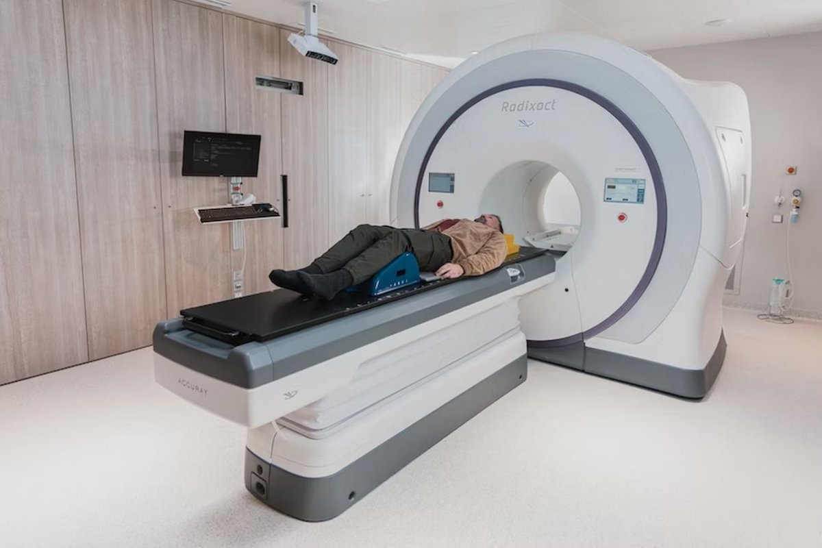 conducting a CT scan