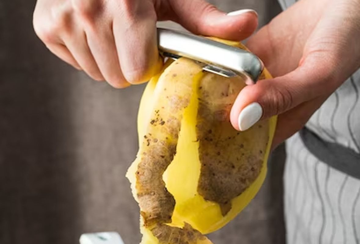 potato peeling