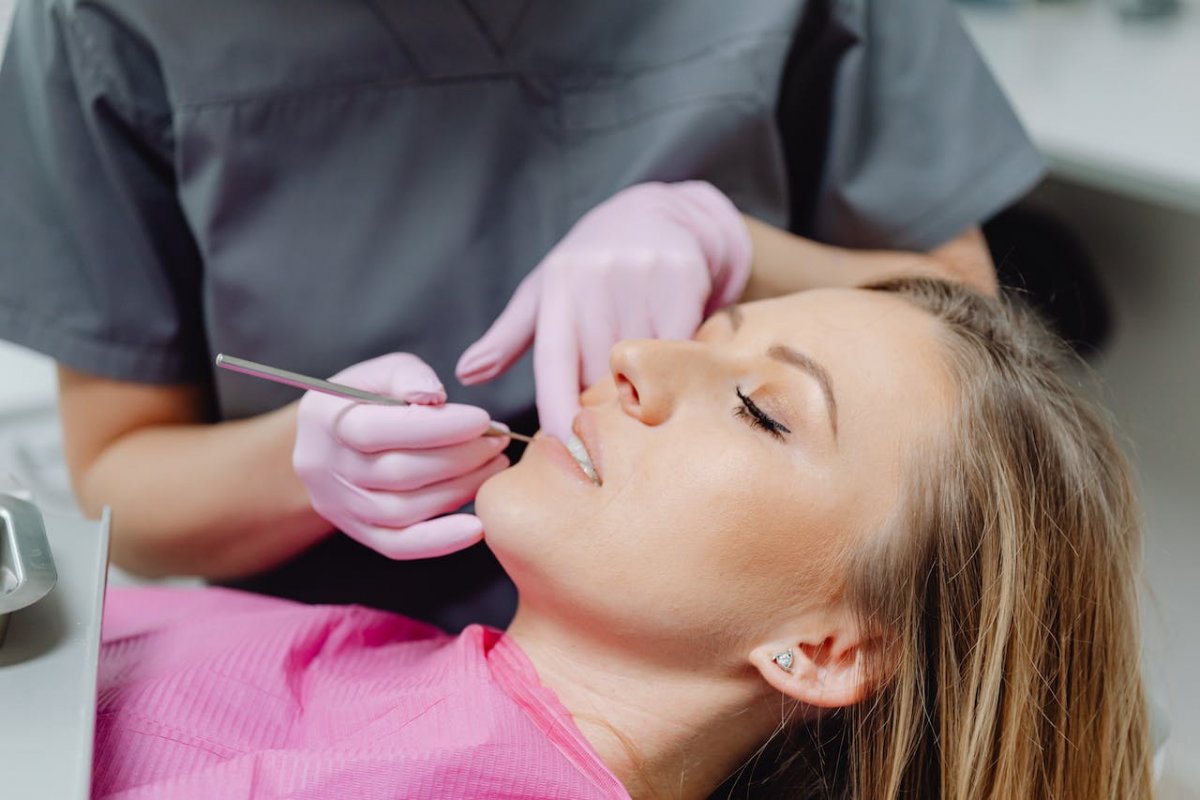 Dentist names hygiene mistakes that are destroying teeth