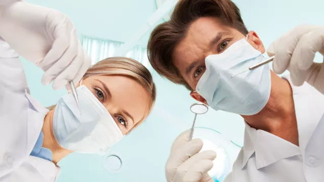 What can you get infected in the dentist's office (and how to avoid it)? An expert explains