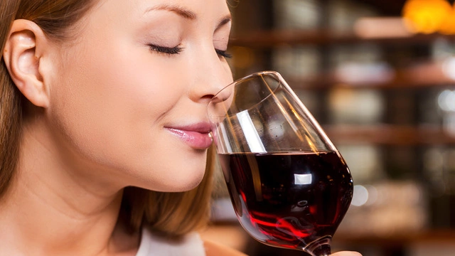 Non-alcoholic red wine has the same beneficial effects as 