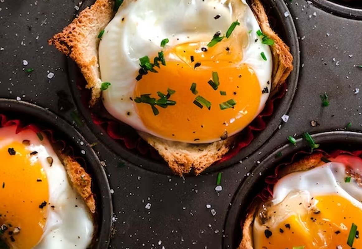 eggs on bread